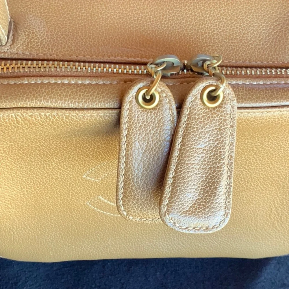 SOLD🌟CHANEL Timeless CC Vanity bag/Train Case Camel ✨GORGEOUS✨ - Picture 11 of 16